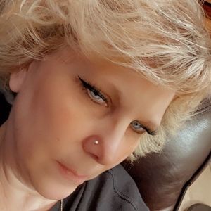 Meet your Posher, Stacy